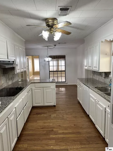 700 Fortune Dr, Monroe, LA 71203 photo 4