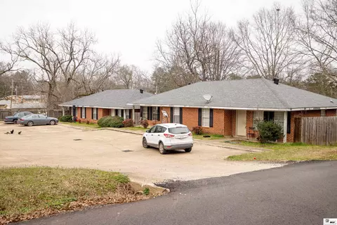 909 Gill St, Ruston, LA 71270 photo 1