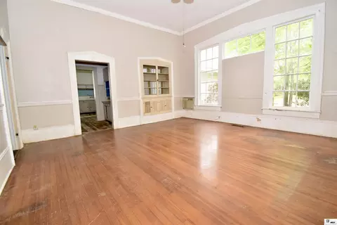 Living - 509 N Trenton St, Ruston, LA 71270 photo 7 of 10