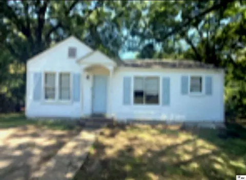 124 Eastwood Dr, Bastrop, LA 71220