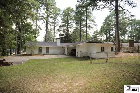 Exterior - 3100 Lakeview Pl, Ruston, LA 71270 photo 4 of 5