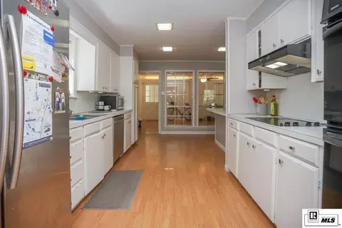 Kitchen - 3100 Lakeview Pl, Ruston, LA 71270 photo 5 of 5