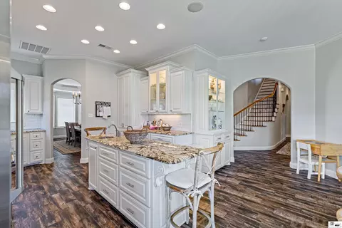 Kitchen - 200 Maison Dr, Monroe, LA 71203 photo 4 of 5