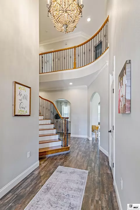 Entry Way - 200 Maison Dr, Monroe, LA 71203 photo 2 of 5