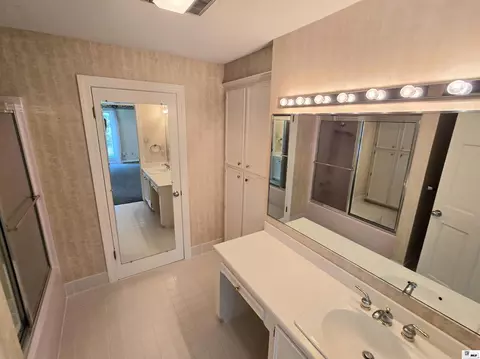 Bath - 7634 Ezell Rd, Bastrop, LA 71220 photo 2 of 12