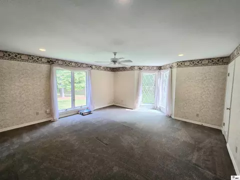Bedroom - 7634 Ezell Rd, Bastrop, LA 71220 photo 1 of 3