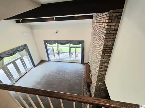 Living - 7634 Ezell Rd, Bastrop, LA 71220 photo 4 of 4