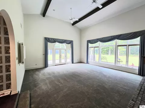 Living - 7634 Ezell Rd, Bastrop, LA 71220 photo 2 of 4