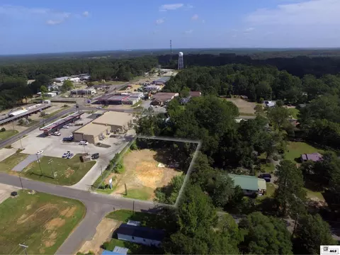 205 E Boundary St, Farmerville, LA 71241