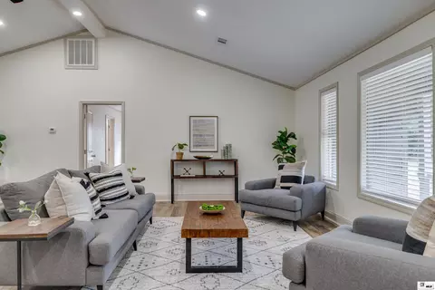 Living - 281 Williams Rd, Downsville, LA 71234 photo 2 of 2