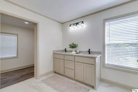 Bath - 281 Williams Rd, Downsville, LA 71234 photo 1 of 6