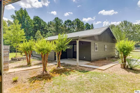 Exterior - 281 Williams Rd, Downsville, LA 71234 photo 4 of 9