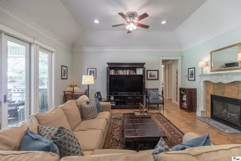 Living - 448 Loblolly Ln, Choudrant, LA 71227 photo 7 of 7