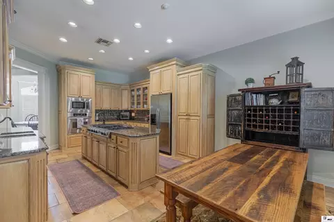 Kitchen - 448 Loblolly Ln, Choudrant, LA 71227 photo 2 of 3