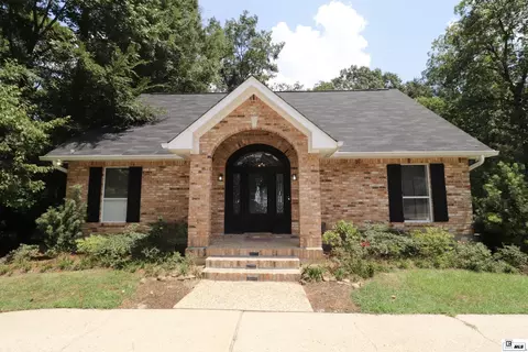 Exterior - 901 Pennington Ln, Ruston, LA 71270 photo 2 of 6
