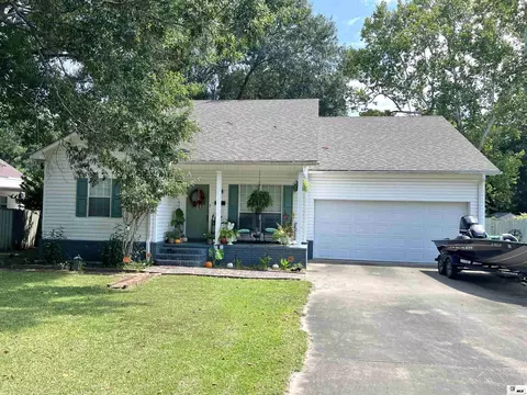 2107 Pine St, Winnsboro, LA 71295