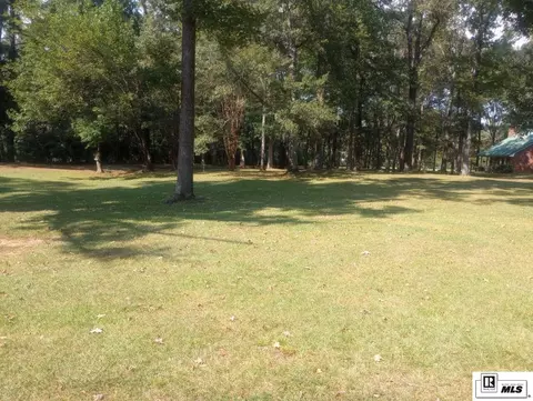 Exterior - 1333 Guy Ave, Bastrop, LA 71220 photo 3 of 5