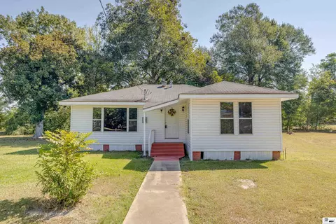 913 Maple St, Winnsboro, LA 71295