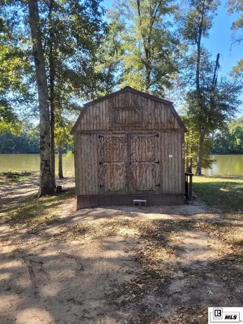 4695 Lynn Winnon Rd, Oak Ridge, LA 71264