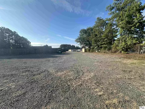 1727 Trade Dr, Ruston, LA 71270 photo 4
