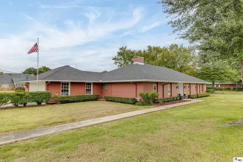 427 Robinhood Ln, Delhi, LA 71232