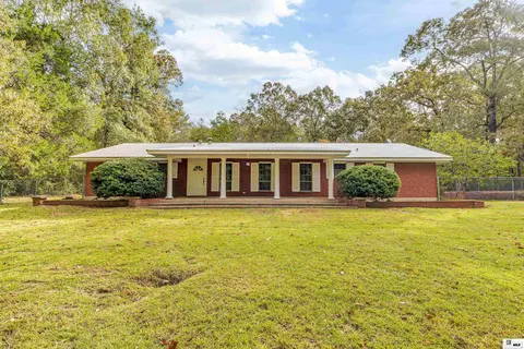 8546 Old Monroe Rd, Bastrop, LA 71220