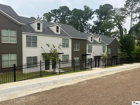 902 Arnold St, Ruston, LA 71270