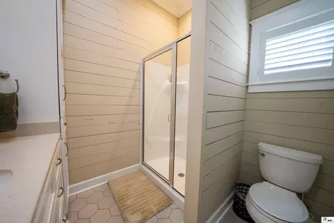 Bath - 641 Goodgoin Rd, Ruston, LA 71270 photo 5 of 8