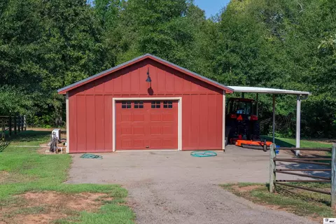 Exterior - 641 Goodgoin Rd, Ruston, LA 71270 photo 6 of 9