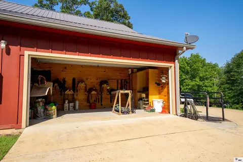 Exterior - 641 Goodgoin Rd, Ruston, LA 71270 photo 5 of 9