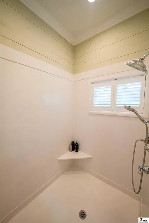 Bath - 641 Goodgoin Rd, Ruston, LA 71270 photo 3 of 8
