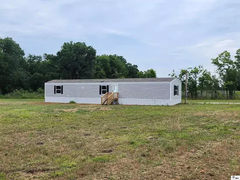 653 Whitehall Rd, Mangham, LA 71259