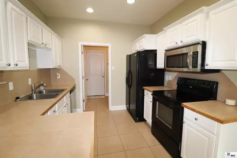 Kitchen - 165 Markia Dr, Ruston, LA 71270 photo 3 of 3