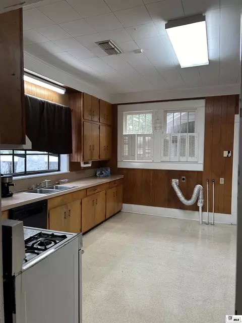 307 E Texas Ave, Ruston, LA 71270 photo 9