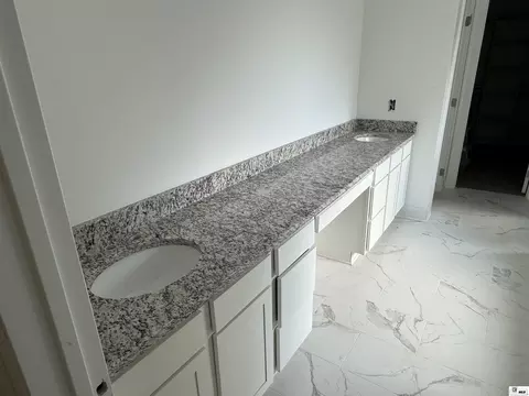 Bath - 135 Lovemore Dr, Ruston, LA 71270 photo 7 of 9