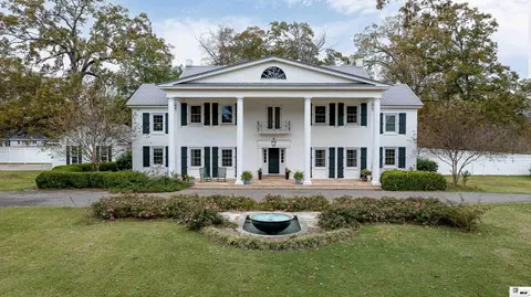 404 North St, Oak Grove, LA 71263