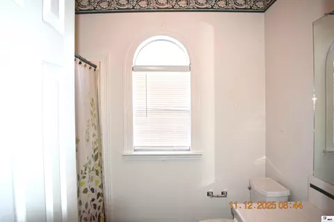 Bath - 609 Neptune Dr, Bastrop, LA 71220 photo 2 of 7