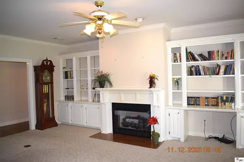Living - 609 Neptune Dr, Bastrop, LA 71220 photo 2 of 2