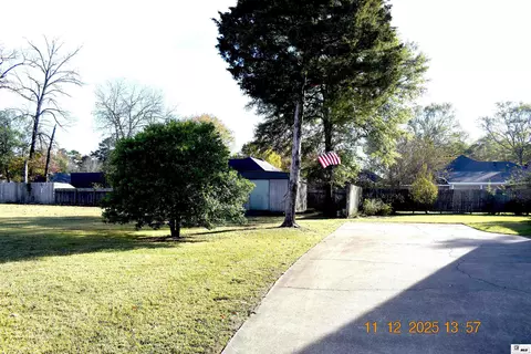Exterior - 609 Neptune Dr, Bastrop, LA 71220 photo 10 of 10