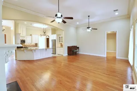 Living - 1709 Rampart Dr, Ruston, LA 71270 photo 4 of 4
