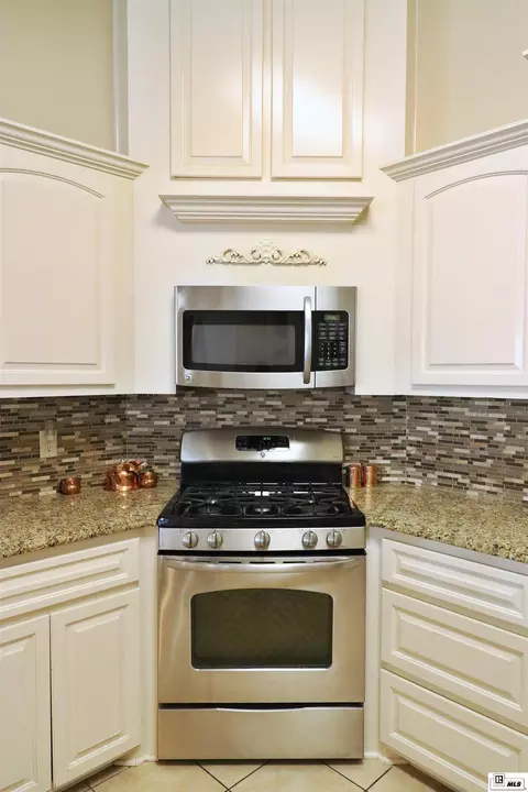 Kitchen - 1709 Rampart Dr, Ruston, LA 71270 photo 1 of 3