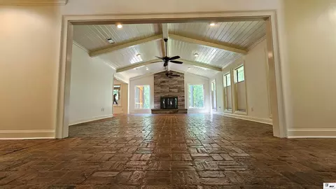 Living - 172 Downs Rd, Ruston, LA 71270 photo 1 of 2