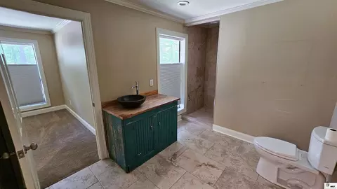 Bath - 172 Downs Rd, Ruston, LA 71270 photo 4 of 4