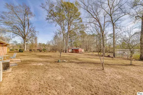 Exterior - 181 Calhoun Loop Rd, Calhoun, LA 71225 photo 5 of 6