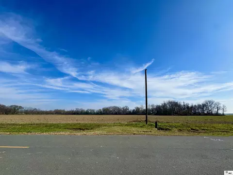 000 Charleston Dr, Oak Ridge, LA 71264