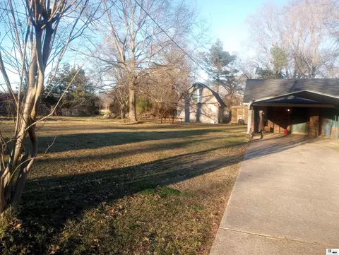 Exterior - 7453 Grabault Rd, Bastrop, LA 71220 photo 2 of 4