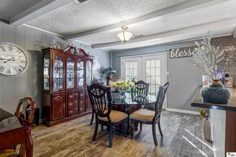 Dining - 200 Evers Dr, Monroe, LA 71202 photo 1 of 1