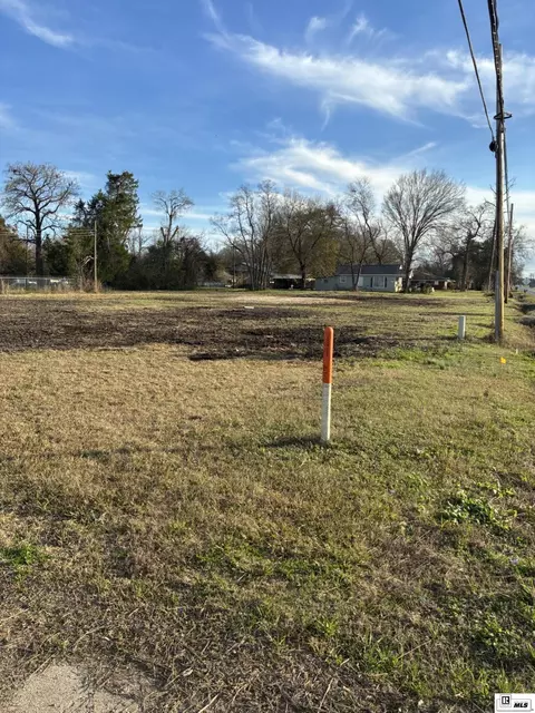 2405 West St, Winnsboro, LA 71295