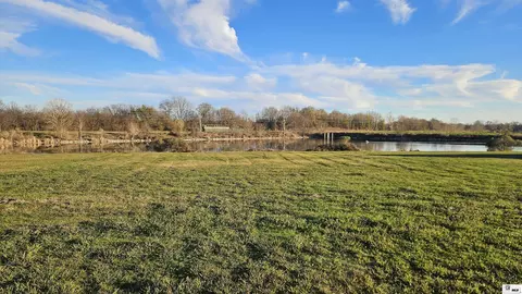 lot4 Apache Trl, Delhi, LA 71232