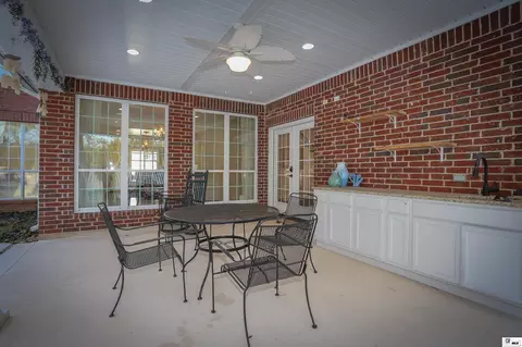 Exterior - 2900 Post Oak Dr, Ruston, LA 71270 photo 4 of 5
